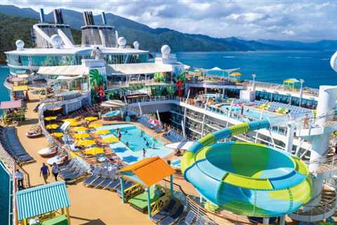 Cruise Podcast: Oasis of the Seas Review + Chat With Emma Cruises