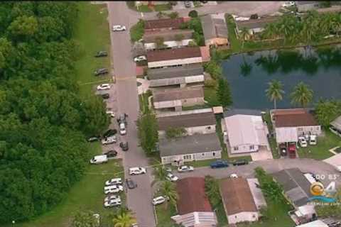 Police conducts death investigation after woman''s body found in west Miami-Dade