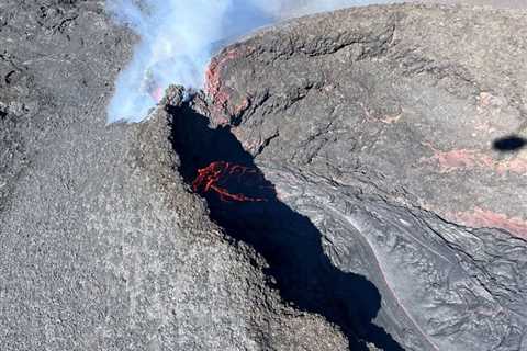 Mauna Loa eruption Day 14: Volcano continues to simmer down