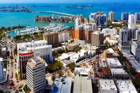 Is sarasota a good place to live in florida?