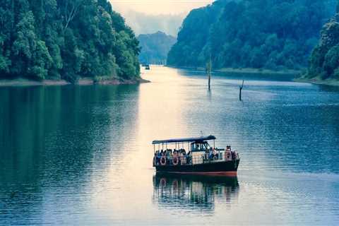 Discovering the Top Tourist Destinations in Kerala