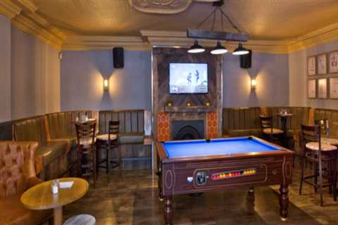 The Best Places to Enjoy a Night of Pool or Billiards in Manchester