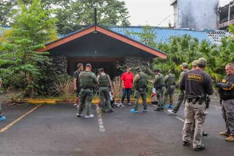 Sweep at once iconic Uncle Billy’s resort in Hilo: 2 arrested, 10 cited for trespassing