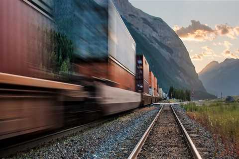 What is the Maximum Weight for Shipping a Train by Rail?