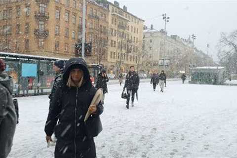 Snowfall in Stockholm, Vasastan | Walking in Sweden Winter Snow 4K #344