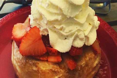 Experience the Delicious Food and Drinks at the Florida Strawberry Festival