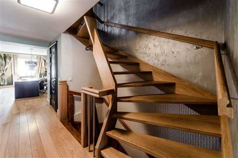 Advantages of Incorporating a Wooden Staircase in Your Home