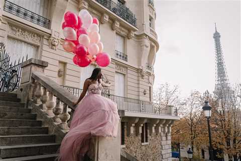 Capturing Moments in the City of Love: A Paris Birthday Photographer’s Perspective on Celebrations..