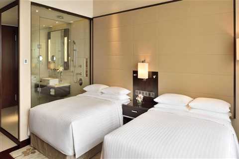 Kochi 5 Star Hotels: Unmatched Elegance & Luxury