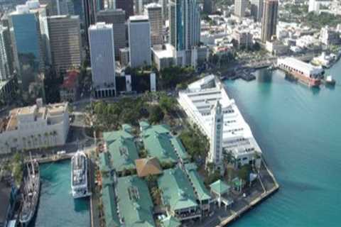 The Best Airport to Fly Into for Aloha Tower Marketplace