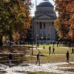 Exploring Tourist Spots in Central North Carolina: Famous Universities and Colleges Offering Tours