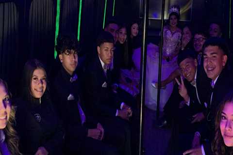 How Party Bus Transportation Adapts to VIP Event Expectations